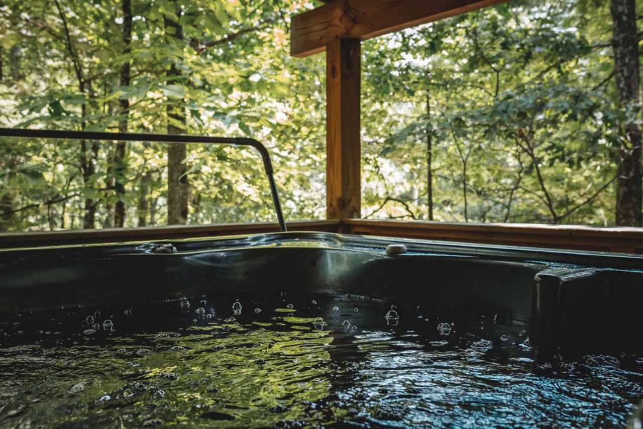Wolf Creek Cabin At 36 North - Hot Tub Purlear Exteriér fotografie