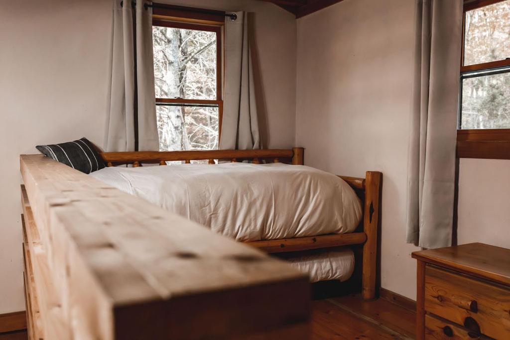 Wolf Creek Cabin At 36 North - Hot Tub Purlear Exteriér fotografie